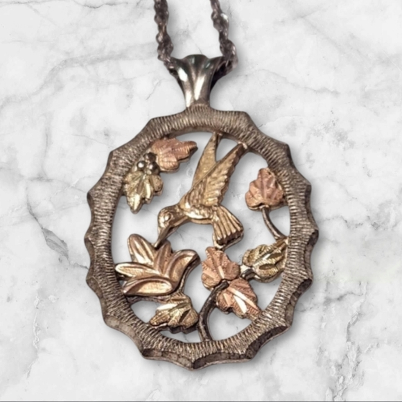 Black Hills Gold Jewelry - Vintage F.L. Thorpe Black Hills Gold Hummingbird Necklace